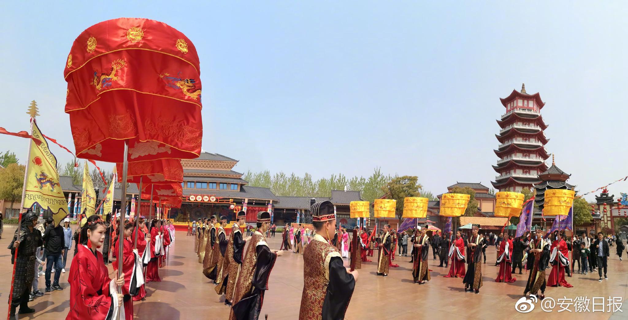 分:析师预<计>福特2025财年息税前利润将减少5-10亿美元