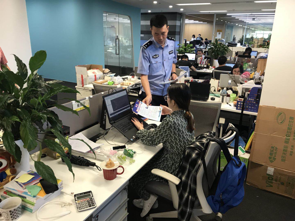 大连监管局：平安财产!保险庄河支公司虚列费用被处罚，时任负责人被警告和罚款