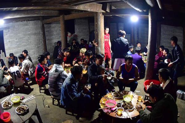 尚未收到美‘国’贸易来函的国家将于午夜前收到通知