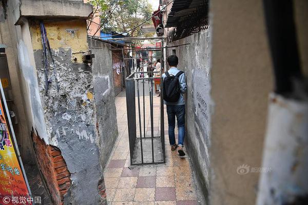 上?汽集,团：上汽集团间接持有乐聚机器人公司股份合计为1.2%