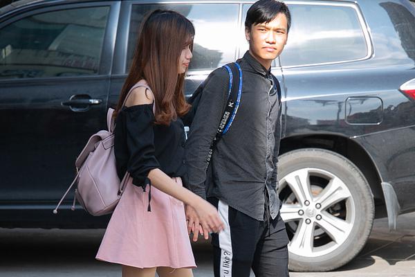 经纬恒{润}(688326)6月30日股东户数0.72万户，较上期减少2.2%