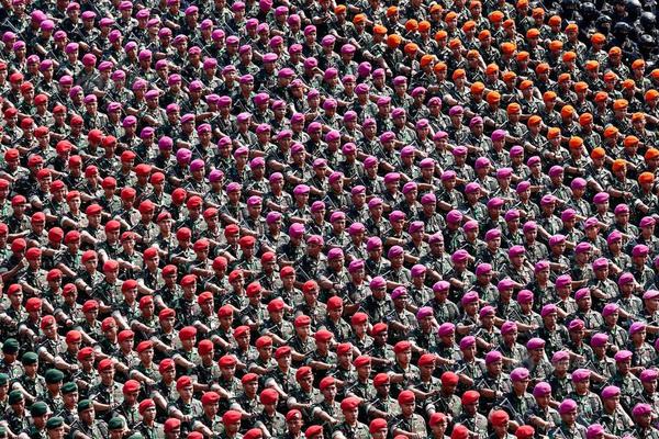 铁‘矿’石价格为什么还在高位？