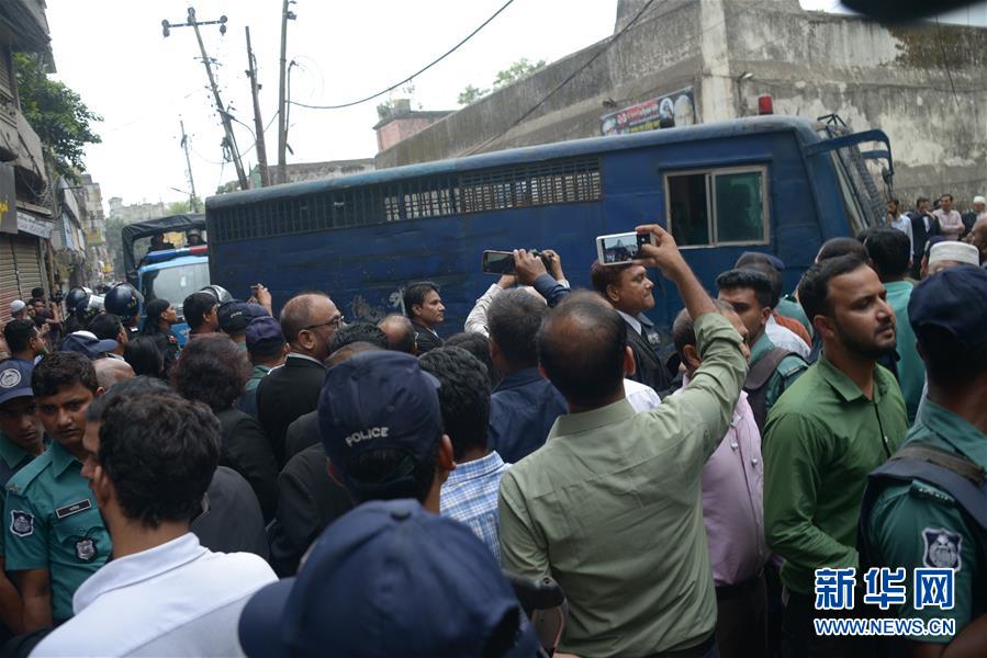 美{国}下调.日本汽车进口关税