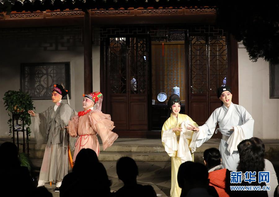 银‘行’密集发行科创债：城商行、农商行成“主力军”，利率集中在1.17%-1.95%