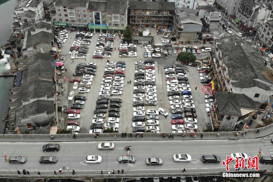 上海贝岭0:9月15日主力大幅流入